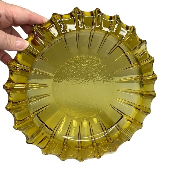 Vintage 1960’s Amber Yellow Gold Art Glass Heavy Large Cigar Ashtray 10”X10” - Picture 5 of 6
